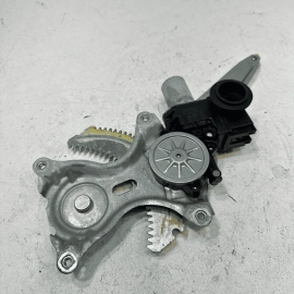TOYOTA CAMRY 2018-2024 REAR PASSENGER SIDE DOOR WINDOW REGULATOR & MOTOR OEM