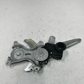 TOYOTA CAMRY 2018-2024 REAR PASSENGER SIDE DOOR WINDOW REGULATOR & MOTOR OEM