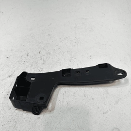 TOYOTA CAMRY 2018-2024 REAR BUMPER RIGHT PASSENGER SIDE SEAL SUPPORT BRACKET OEM