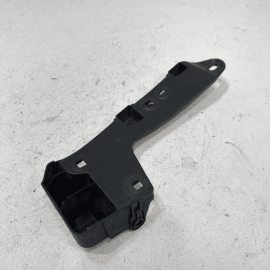 TOYOTA CAMRY 2018-2024 REAR BUMPER RIGHT PASSENGER SIDE SEAL SUPPORT BRACKET OEM