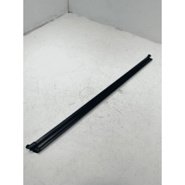 2018 - 2024 VOLKSWAGEN ATLAS FRONT LEFT DOOR WINDOW INNER WEATHERSTRIP SEAL OEM