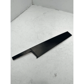 2018-23 VOLKSWAGEN ATLAS FRONT DRIVER DOOR WINDOW B PILLAR APPLIQUE MOLDING OEM 2018-23 VOLKSWAGEN ATLAS FRONT DRIVER DOOR WINDOW B PILLAR APPLIQUE MOLDING OEM