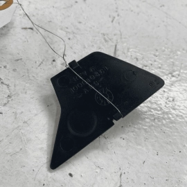 2009-2010 DODGE JOURNEY LEFT SIDE INNER DOOR HANDLE SCREW CAP COVER PANEL O