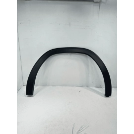 2021 - 2024 VOLKSWAGEN ATLAS VW REAR LEFT DRIVER WHEEL ARCH MOLDING OEM 2021 - 2024 VOLKSWAGEN ATLAS VW REAR LEFT DRIVER WHEEL ARCH MOLDING OEM