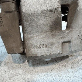 TOYOTA CAMRY AVALON FRONT LEFT DRIVER SIDE BRAKE CALIPER 2018-2019 OEM