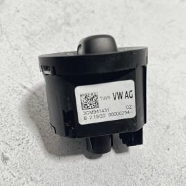 2020-2024 Volkswagen Atlas Headlamp Switch OEM 2020-2024 Volkswagen Atlas Headlamp Switch OEM