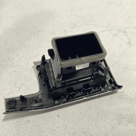 2020-2023 VOLKSWAGEN ATLAS DASH LEFT DRIVER SIDE INNER AIR VENT GRILLE OEM