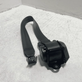 2018-2024 VOLKSWAGEN ATLAS REAR DRIVER LEFT SIDE 2ND ROW SEAT BELT RETRACTOR OEM