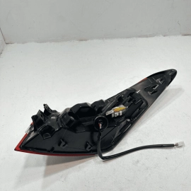 Rear Left Side Outer Taillight Light Full Led Toyota Camry 2018-2019 OEM