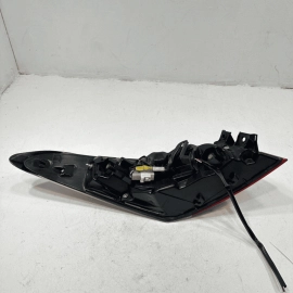 Rear Passenger Side Outer Taillight Light Full Led Toyota Camry 2018-2019 OEM