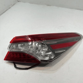 Rear Passenger Side Outer Taillight Light Full Led Toyota Camry 2018-2019 OEM
