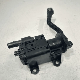18-24 TOYOTA CAMRY VALVE FUEL VAPOR CANISTER FILTER & LEAK DETECTION PUMP OEM