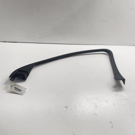 GMC TERRAIN 2018 - 2023 FRONT PASSENGER SIDE DOOR WINDOW FRAME TRIM COVER O