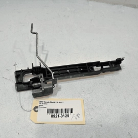 HONDA PILOT 2016-2022 FRONT PASSENGER SIDE EXTERIOR DOOR HANDLE BASE BRACKET OEM