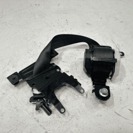 2016- 2018 HONDA PILOT REAR LEFT DRIVER 2ND ROW SEAT BELT  RETRACTOR OEM