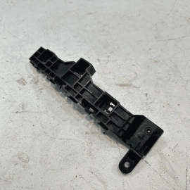 HONDA PILOT 2016-2018 FRONT BUMPER PASSENGER SIDE MOUNT SUPPORT BRACKET OEM