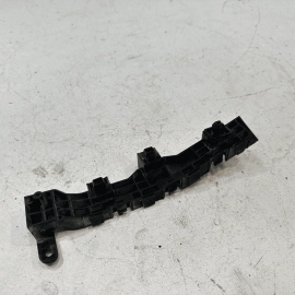 HONDA PILOT 2016-2018 FRONT BUMPER PASSENGER SIDE MOUNT SUPPORT BRACKET OEM