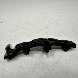 HONDA PILOT 2016-2018 FRONT BUMPER PASSENGER SIDE MOUNT SUPPORT BRACKET OEM