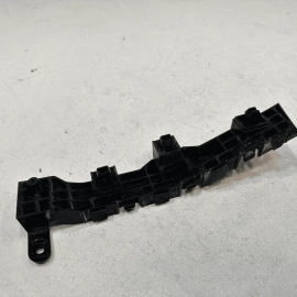 HONDA PILOT 2016-2018 FRONT BUMPER PASSENGER SIDE MOUNT SUPPORT BRACKET OEM