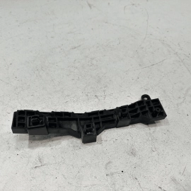 HONDA PILOT 2016-2018 FRONT BUMPER PASSENGER SIDE MOUNT SUPPORT BRACKET OEM