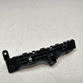 HONDA PILOT 2016-2018 FRONT BUMPER PASSENGER SIDE MOUNT SUPPORT BRACKET OEM