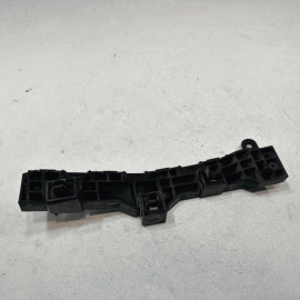 HONDA PILOT 2016-2018 FRONT BUMPER PASSENGER SIDE MOUNT SUPPORT BRACKET OEM