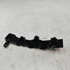 HONDA PILOT 2016-2018 FRONT BUMPER PASSENGER SIDE MOUNT SUPPORT BRACKET OEM