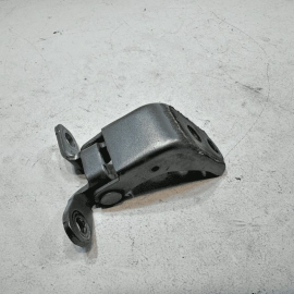 HONDA PILOT 2016-2018 FRONT RIGHT PASSENGER SIDE DOOR HINGE UPPER OEM = NH830M =