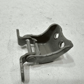 HONDA PILOT 2016-2022 FRONT RIGHT PASSENGER SIDE DOOR HINGE LOWER OEM = NH830M =