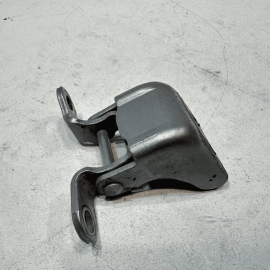 HONDA PILOT 2016-2022 FRONT RIGHT PASSENGER SIDE DOOR HINGE LOWER OEM = NH830M =