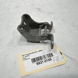 HONDA PILOT 2016-2022 FRONT RIGHT PASSENGER SIDE DOOR HINGE LOWER OEM = NH830M =