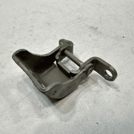HONDA PILOT 2016-2022 FRONT RIGHT PASSENGER SIDE DOOR HINGE LOWER OEM = NH830M =