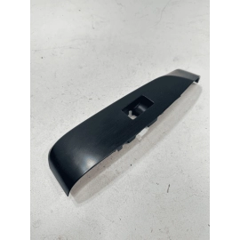 18-20 TOYOTA CAMRY REAR PASSENGER SIDE DOOR WINDOW SWITCH BEZEL COVER TRIM OEM