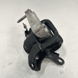 2018-2024 TOYOTA CAMRY XSE ENGINE MOTOR RIGHT SIDE MOUNT BRACKET SUPPORT OEM