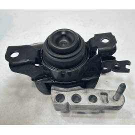 2018-2024 TOYOTA CAMRY XSE ENGINE MOTOR RIGHT SIDE MOUNT BRACKET SUPPORT OEM