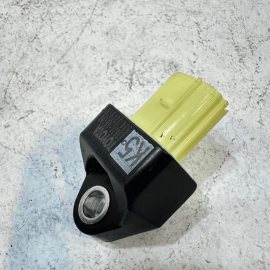 Center Rear Left Or Right Impact Crash Sensor Toyota Camry 2018-2024 OEM Center Rear Left Or Right Impact Crash Sensor Toyota Camry 2018-2024 OEM