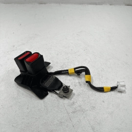 Rear Left Driver Side & Center Seatbelt Seat Belt Buckle Toyota Camry 2018 OEM