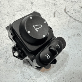 2016-2022 Honda Pilot Front Left Door Remote Mirror Control Switch OEM 2016-2022 Honda Pilot Front Left Door Remote Mirror Control Switch OEM