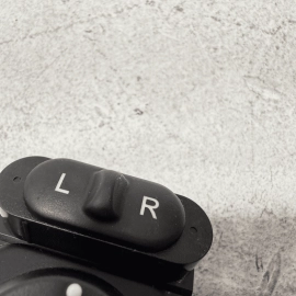 2016-2022 Honda Pilot Front Left Door Remote Mirror Control Switch OEM 2016-2022 Honda Pilot Front Left Door Remote Mirror Control Switch OEM