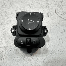 2016-2022 Honda Pilot Front Left Door Remote Mirror Control Switch OEM 2016-2022 Honda Pilot Front Left Door Remote Mirror Control Switch OEM