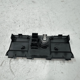 2016-2019 Honda Pilot Center Console Power Outlet & Auxiliary Port AUX OEM