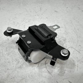 2016-22 Honda Pilot Rear Center Middle 3rd Third Row Seatbelt Belt Retractor OEM