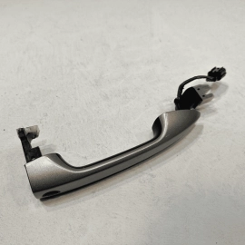 2016 - 2022 HONDA PILOT FRONT LEFT DRIVER SIDE OUTSIDE DOOR HANDLE SILVER OEM