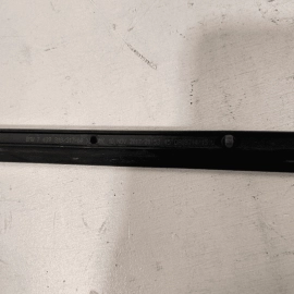 2016-2022 BMW X1 F48 FRONT LEFT DRIVER SIDE DOOR LOWER WEATHERSTRIP SEAL OE 2016-2022 BMW X1 F48 FRONT LEFT DRIVER SIDE DOOR LOWER WEATHERSTRIP SEAL OE