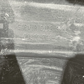 2016-2022 HONDA PILOT RIGHT PASSENGER SIDE LOWER ROCKER MOLDING PANEL OEM