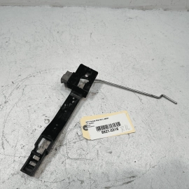 HONDA PILOT REAR DRIVER SIDE DOOR EXTERIOR HANDLE BASE BRACKET OEM 2016-2022