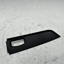 HONDA PILOT REAR DRIVER SIDE LICENSE LIGHT LAMP MOLDING COVER TRIM OEM 2016-2022 HONDA PILOT REAR DRIVER SIDE LICENSE LIGHT LAMP MOLDING COVER TRIM OEM 2016-2022