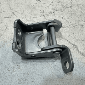 HONDA PILOT REAR LEFT DRIVER SIDE SIDE DOOR UPPER HINGE 2016 - 2024 OEM NH830M