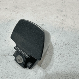 HONDA PILOT 2016-2022 REAR RIGHT PASSENGER SIDE DOOR OUTER HANDLE CAP OEM NH830M