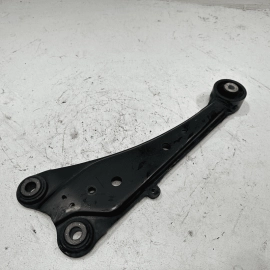 LEXUS NX300 2018-2021 NX200t REAR RIGHT PASSENGER SIDE TRAILING CONTROL ARM OEM LEXUS NX300 2018-2021 NX200t REAR RIGHT PASSENGER SIDE TRAILING CONTROL ARM OEM